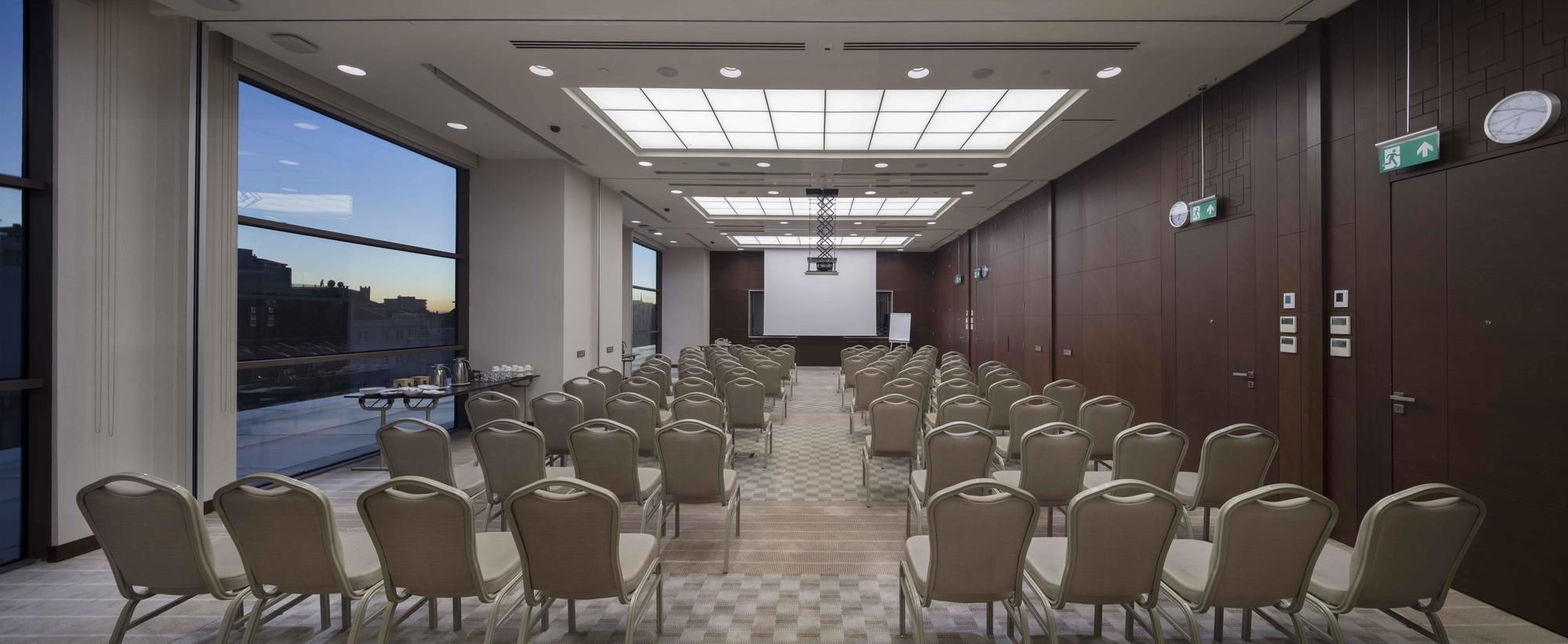 Doubletree By Hilton Umraniye 5*